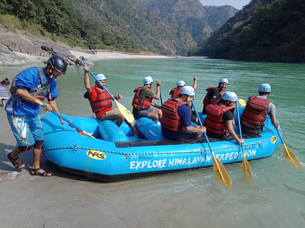 rafting in ganga river